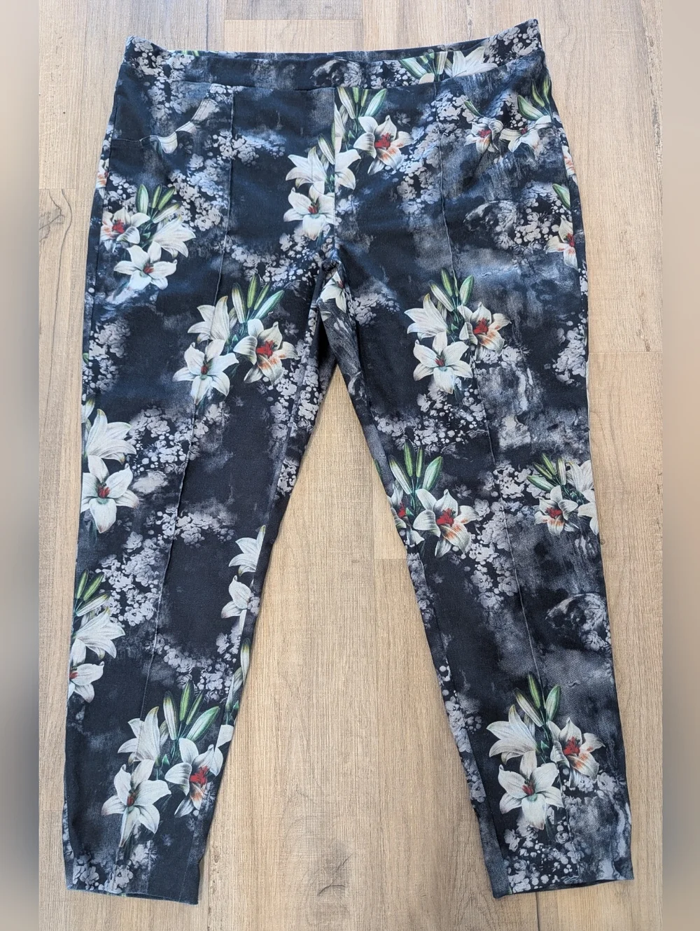 Joseph Ribkoff Black Floral Slim Ankle Pants with Green Accents - Picture 2 of 7